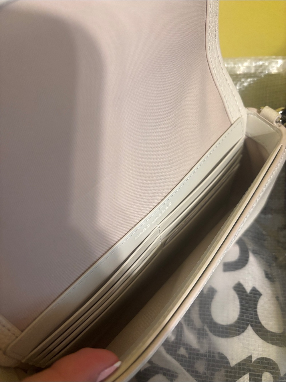Marc Jacobs Mini Bag in Off-White with Silver Hardware - Picture 5 of 5